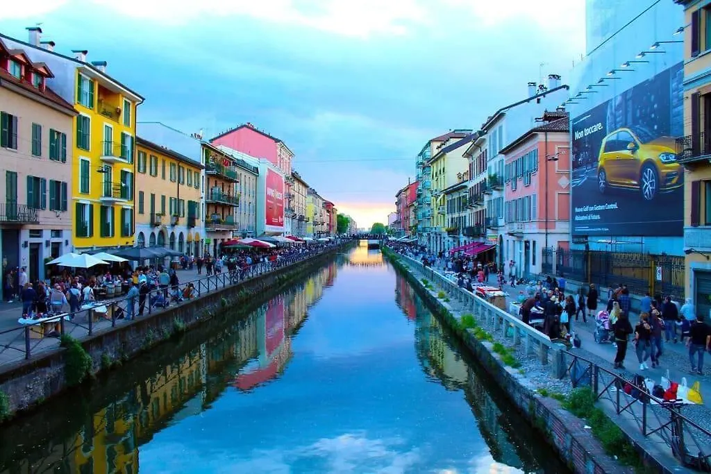 Daniela'S Spazioso Appartamento Ai Navigli Milano Daire