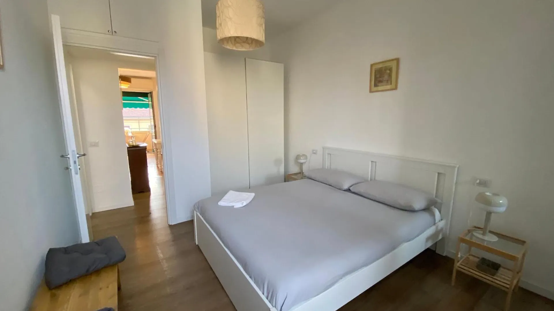 Daire Daniela'S Spazioso Appartamento Ai Navigli Milano İtalya