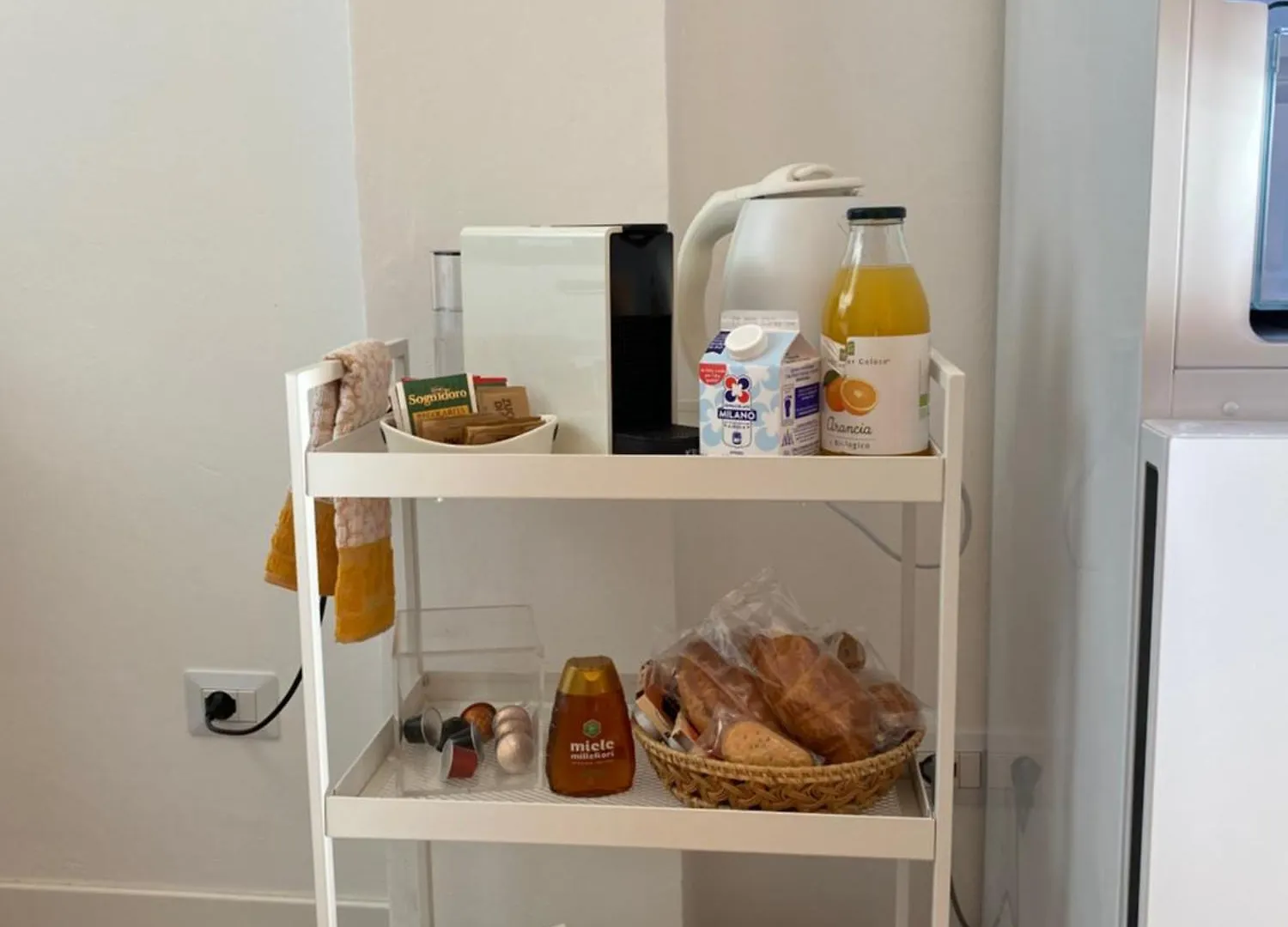 Daniela'S Spazioso Appartamento Ai Navigli Milano İtalya