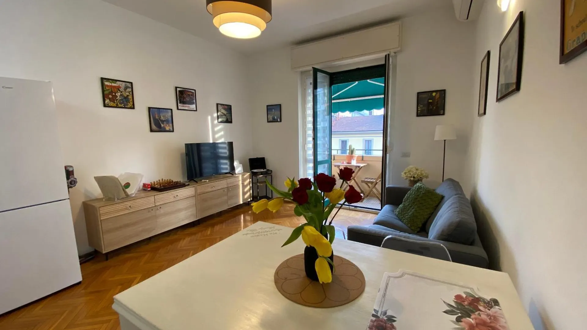 Daniela'S Spazioso Appartamento Ai Navigli Milan