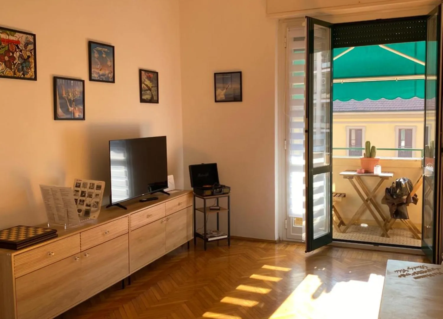 Daniela'S Spazioso Appartamento Ai Navigli Milan